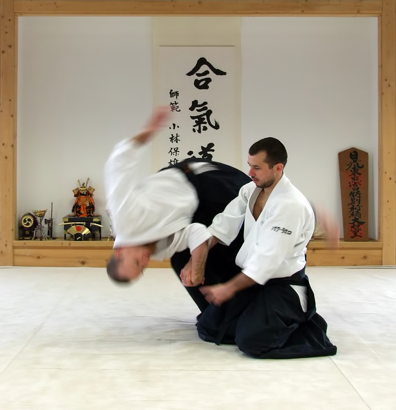 Môn võ Aikido - Nghệ thuật phòng vệ không bạo lực