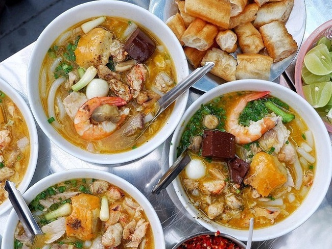 Bánh Canh Cua Ngon - Bà Hạt