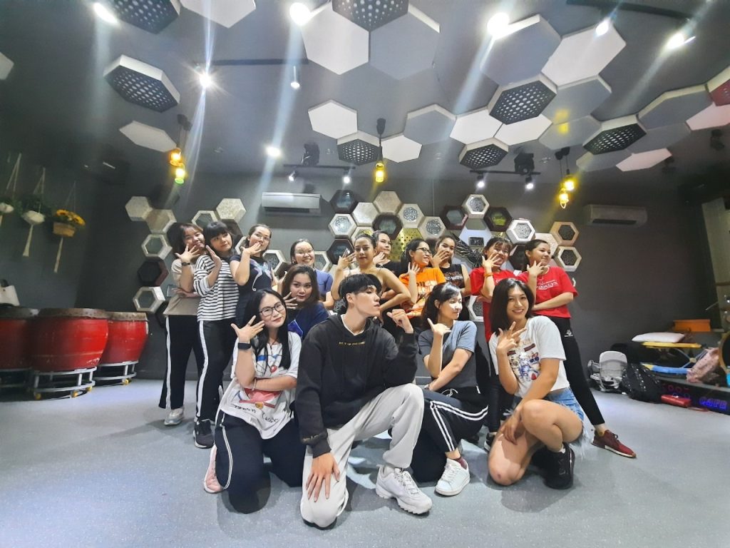 Trung tâm dạy nhảy sexy dance - DK Dance Studio