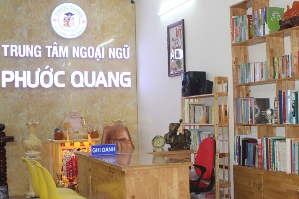 hình ảnh Trung tâm Ngoại ngữ Phước Quang