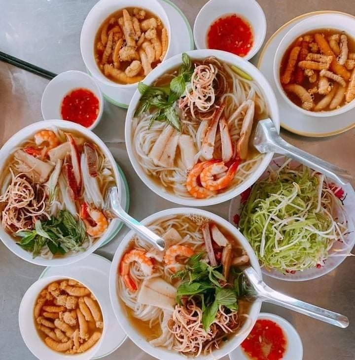 Bún Nước Lèo Cá Đồng