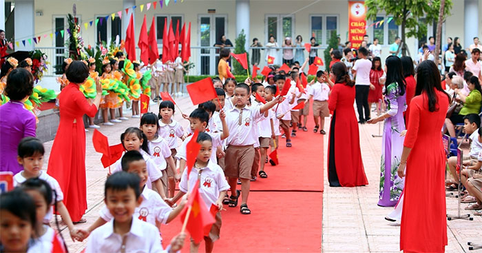 Văn mẫu kể về kỉ niệm đáng nhớ với thầy cô số 3