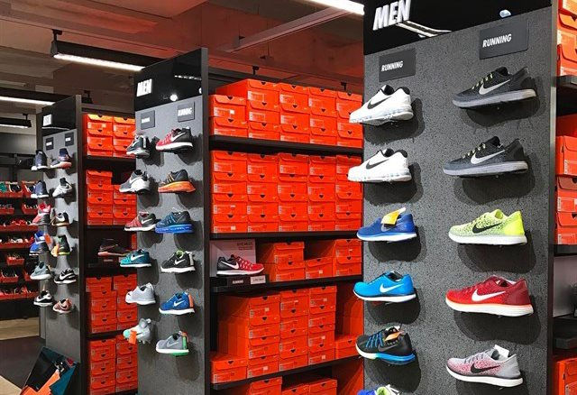 Cửa hàng bán giày Nike - Nike Indochina Plaza